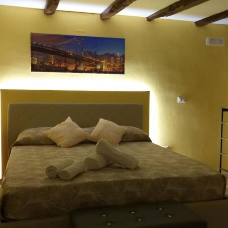 Ferienwohnung La Rosa Dei Venti " Ponente" Palermo Exterior foto
